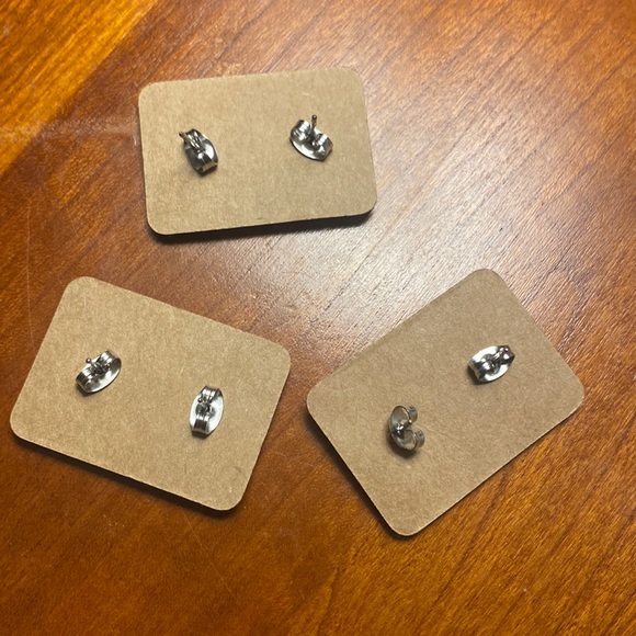 Set of 3 stud earrings - Picture 5 of 5